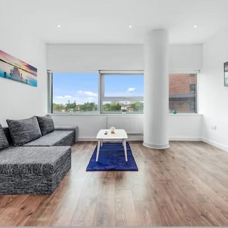 Delta 2 Bedroom Flat In London Dp102 クロイドン エクステリア 写真