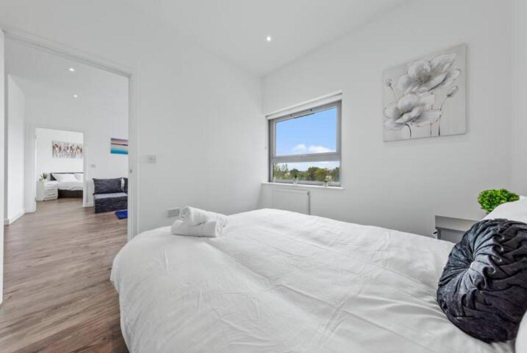 Delta 2 Bedroom Flat In London Dp102 クロイドン エクステリア 写真